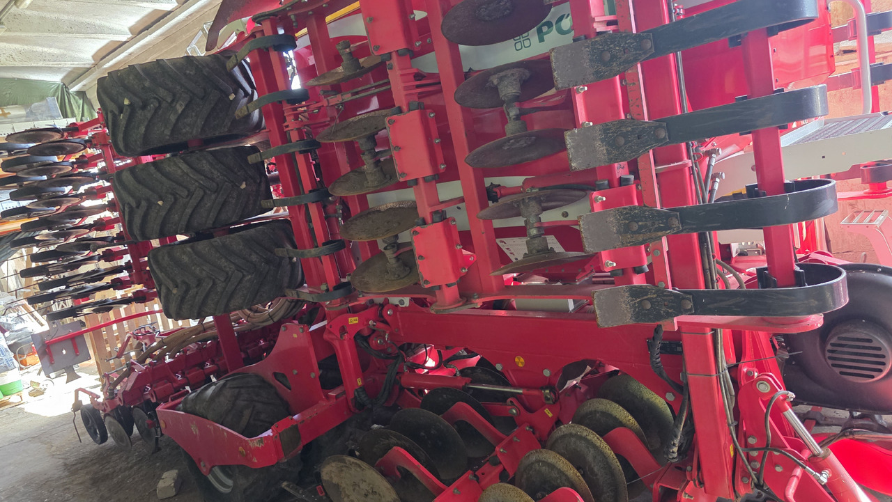 PÖTTINGER Terrasem C6 Artis - Máy gieo hạt: hình 2 PÖTTINGER Terrasem C6 Artis - Máy gieo hạt: hình 2