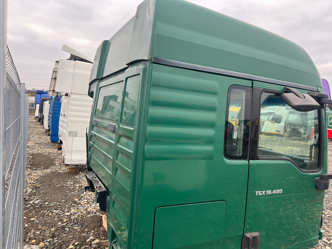 CABINA MAN TGX XLX - Cabin cho Xe tải: hình 5 CABINA MAN TGX XLX - Cabin cho Xe tải: hình 5