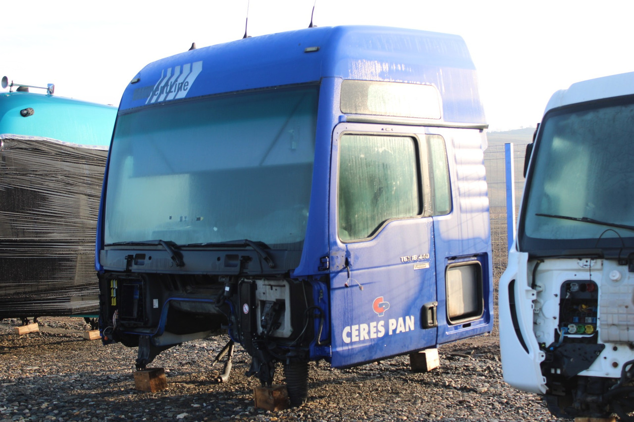 CABINA MAN TGX XXL - Cabin cho Xe tải: hình 3 CABINA MAN TGX XXL - Cabin cho Xe tải: hình 3