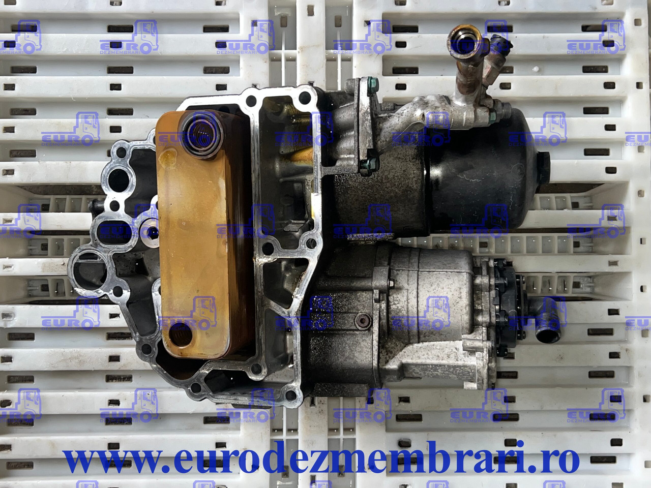 CARCASA FILTRU ULEI + TERMOFLOT + FILTRU CENTRIFUGAL MAN TGX D3876 51.05000.7176, 51.05601.7182, 51.01804.7052 - Bộ lọc dầu nhớt cho Xe tải: hình 1 CARCASA FILTRU ULEI + TERMOFLOT + FILTRU CENTRIFUGAL MAN TGX D3876 51.05000.7176, 51.05601.7182, 51.01804.7052 - Bộ lọc dầu nhớt cho Xe tải: hình 1
