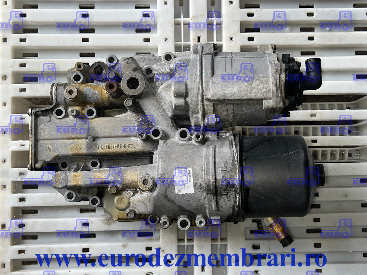 CARCASA FILTRU ULEI + TERMOFLOT + FILTRU CENTRIFUGAL MAN TGX D3876 51.05000.7176, 51.05601.7182, 51.01804.7052 - Bộ lọc dầu nhớt cho Xe tải: hình 2 CARCASA FILTRU ULEI + TERMOFLOT + FILTRU CENTRIFUGAL MAN TGX D3876 51.05000.7176, 51.05601.7182, 51.01804.7052 - Bộ lọc dầu nhớt cho Xe tải: hình 2