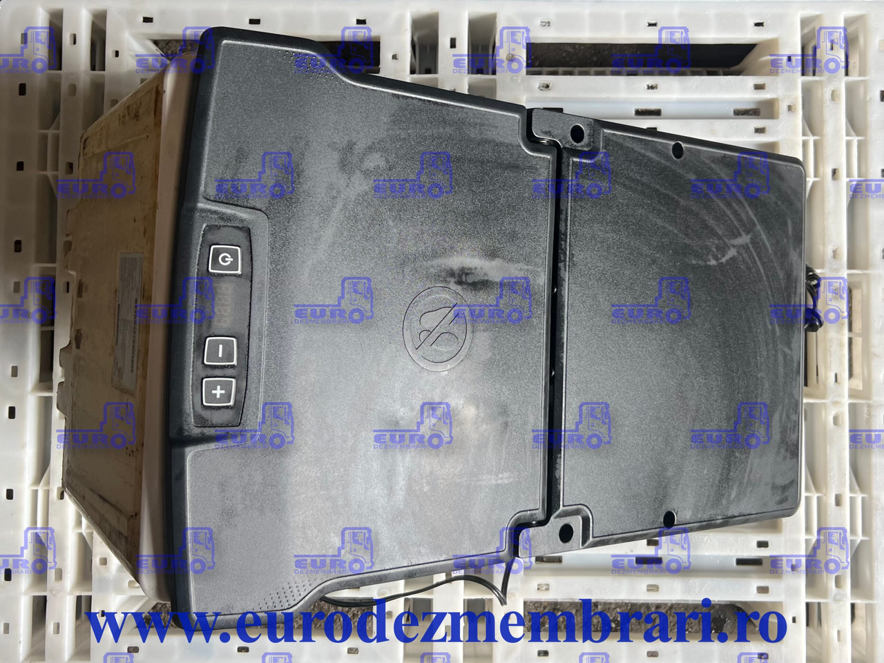 FRIGIDER MAN TGX TG2 81.63910.6109 - Cabin và nội thất cho Xe tải: hình 1 FRIGIDER MAN TGX TG2 81.63910.6109 - Cabin và nội thất cho Xe tải: hình 1
