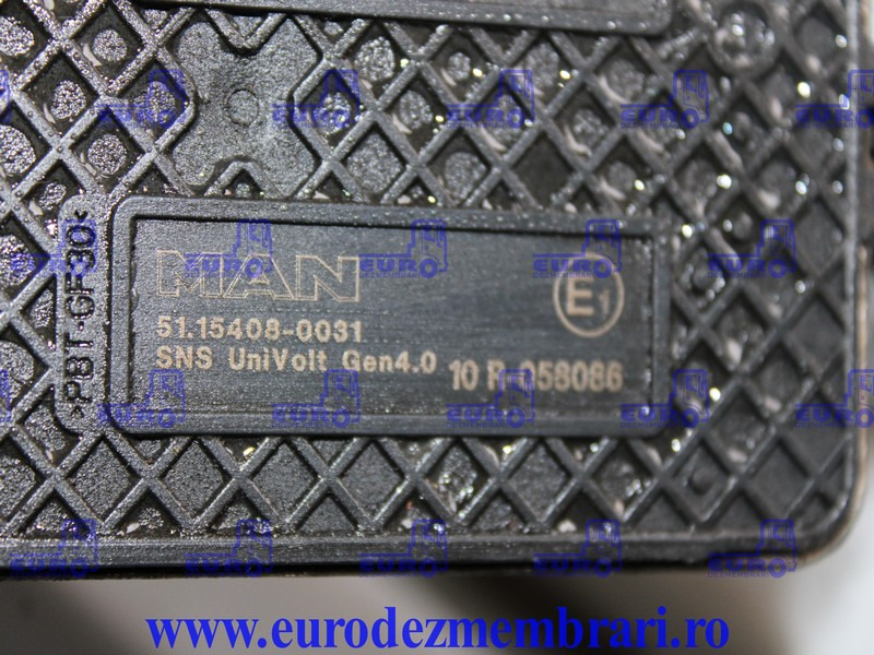 GALERIE EVACUARE + SENZOR NOXE MAN TGX TG3 51.15201.5414, 51.15408.0031, 51.15408.0026 - Cổ góp xả cho Xe tải: hình 3 GALERIE EVACUARE + SENZOR NOXE MAN TGX TG3 51.15201.5414, 51.15408.0031, 51.15408.0026 - Cổ góp xả cho Xe tải: hình 3