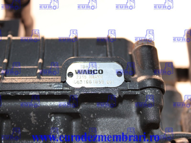 SUPAPA MODULATOR EBS AXA SPATE DAF XF106 1867002, 4801061050, 1818332 - Van phanh cho Xe tải: hình 3 SUPAPA MODULATOR EBS AXA SPATE DAF XF106 1867002, 4801061050, 1818332 - Van phanh cho Xe tải: hình 3