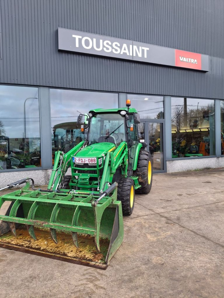 John Deere 4066R - Máy cày mini: hình 1 John Deere 4066R - Máy cày mini: hình 1
