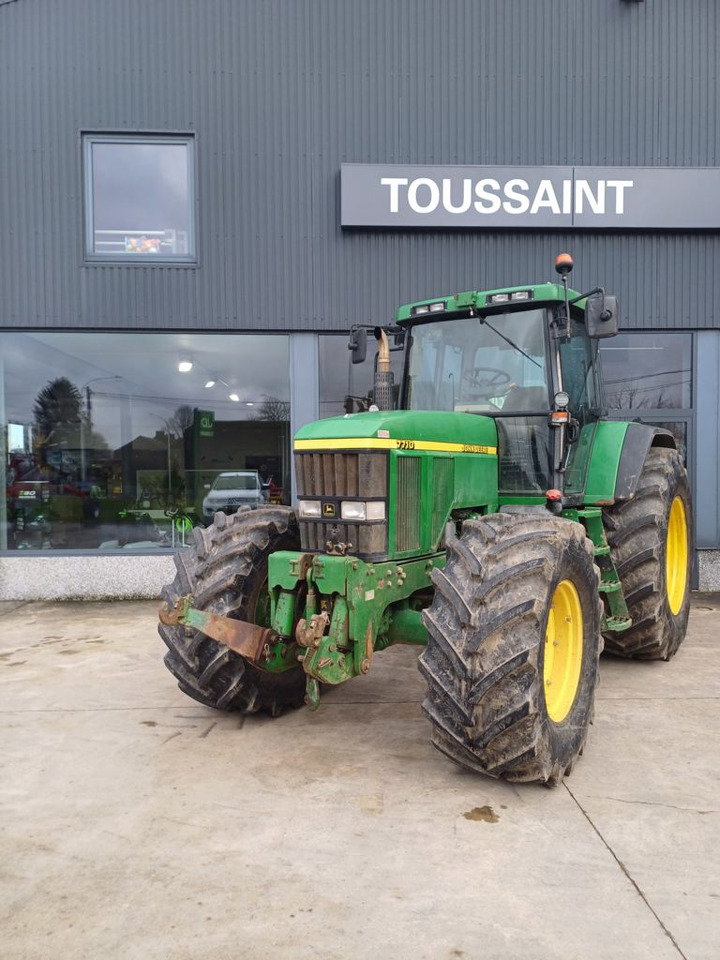 John Deere 7710 TLS - Máy cày: hình 2 John Deere 7710 TLS - Máy cày: hình 2