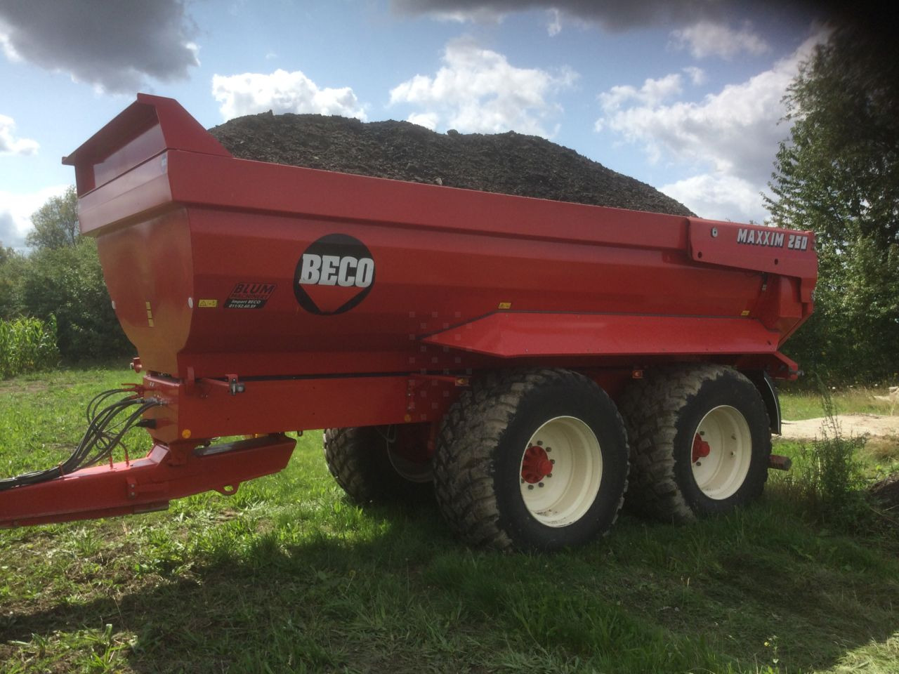 Beco Maxxim 260 - Rơ moóc ben: hình 1 Beco Maxxim 260 - Rơ moóc ben: hình 1