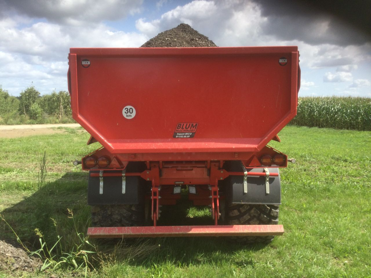 Beco Maxxim 260 - Rơ moóc ben: hình 4 Beco Maxxim 260 - Rơ moóc ben: hình 4