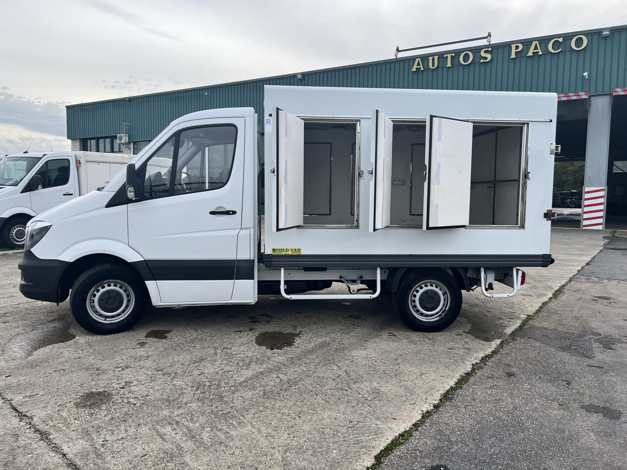 CAMION HELADERO 3.5T MERCEDES SPRINTER - Xe van đông lạnh: hình 5 CAMION HELADERO 3.5T MERCEDES SPRINTER - Xe van đông lạnh: hình 5