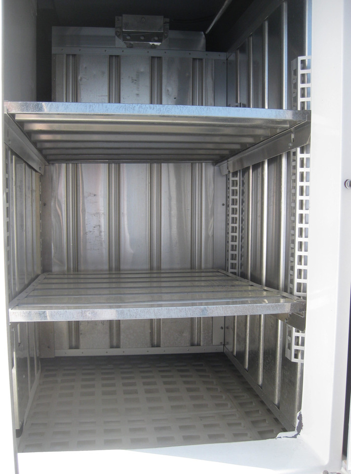Camión heladero 3500kg MERCEDES SPRINTER - Xe van đông lạnh: hình 4 Camión heladero 3500kg MERCEDES SPRINTER - Xe van đông lạnh: hình 4