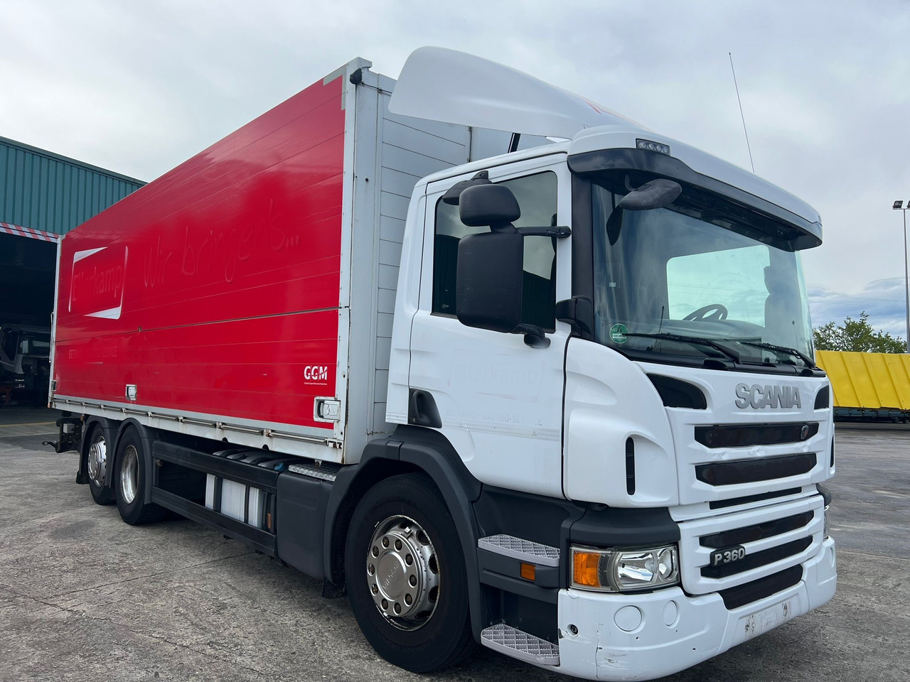 SCANIA 360 CON CAJA DE BEBIDAS - Xe tải đồ uống: hình 2 SCANIA 360 CON CAJA DE BEBIDAS - Xe tải đồ uống: hình 2