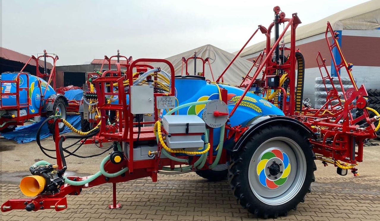 Biardzki Opryskiwacz przyczepiany 1200l/18 / Anhängespritze 1200 l / 18/ Trailed sprayer 1200 /18 / l/ Прицепной опрыскиватель 1200/18 - Máy xịt kéo: hình 2 Biardzki Opryskiwacz przyczepiany 1200l/18 / Anhängespritze 1200 l / 18/ Trailed sprayer 1200 /18 / l/ Прицепной опрыскиватель 1200/18 - Máy xịt kéo: hình 2