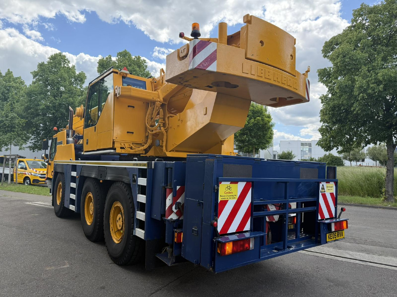 Liebherr LTM 1055-3.1 (05 - 055 855) | 6 x 6 - Cẩu bánh lốp: hình 4 Liebherr LTM 1055-3.1 (05 - 055 855) | 6 x 6 - Cẩu bánh lốp: hình 4