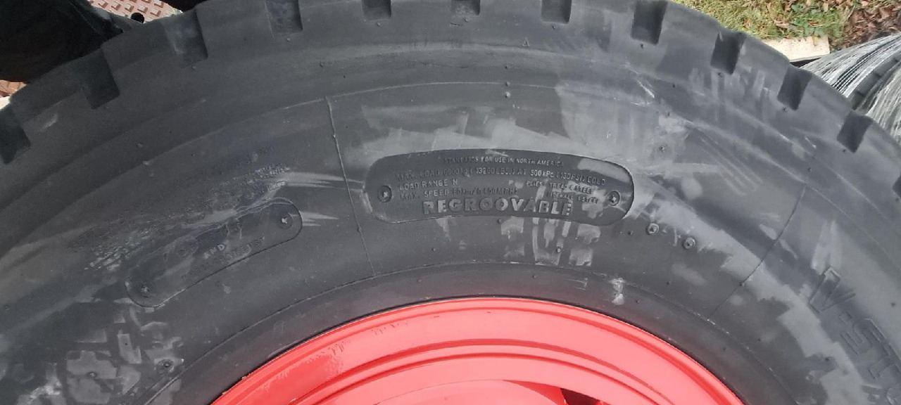 Liebherr Zubehör = Kompletträder 8 x Bridgestone VHS 385/95 R25 (14.00 R25) - Cẩu bánh lốp: hình 5 Liebherr Zubehör = Kompletträder 8 x Bridgestone VHS 385/95 R25 (14.00 R25) - Cẩu bánh lốp: hình 5