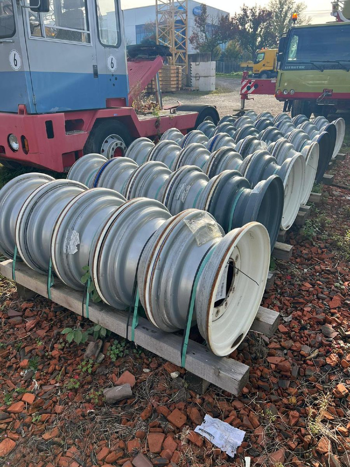 Liebherr Zubehör = Stahlfelgen für LTM Mobilkräne ab Baujahr 2016 - Typ 25-11.00/1,7 - Cẩu bánh lốp: hình 1 Liebherr Zubehör = Stahlfelgen für LTM Mobilkräne ab Baujahr 2016 - Typ 25-11.00/1,7 - Cẩu bánh lốp: hình 1