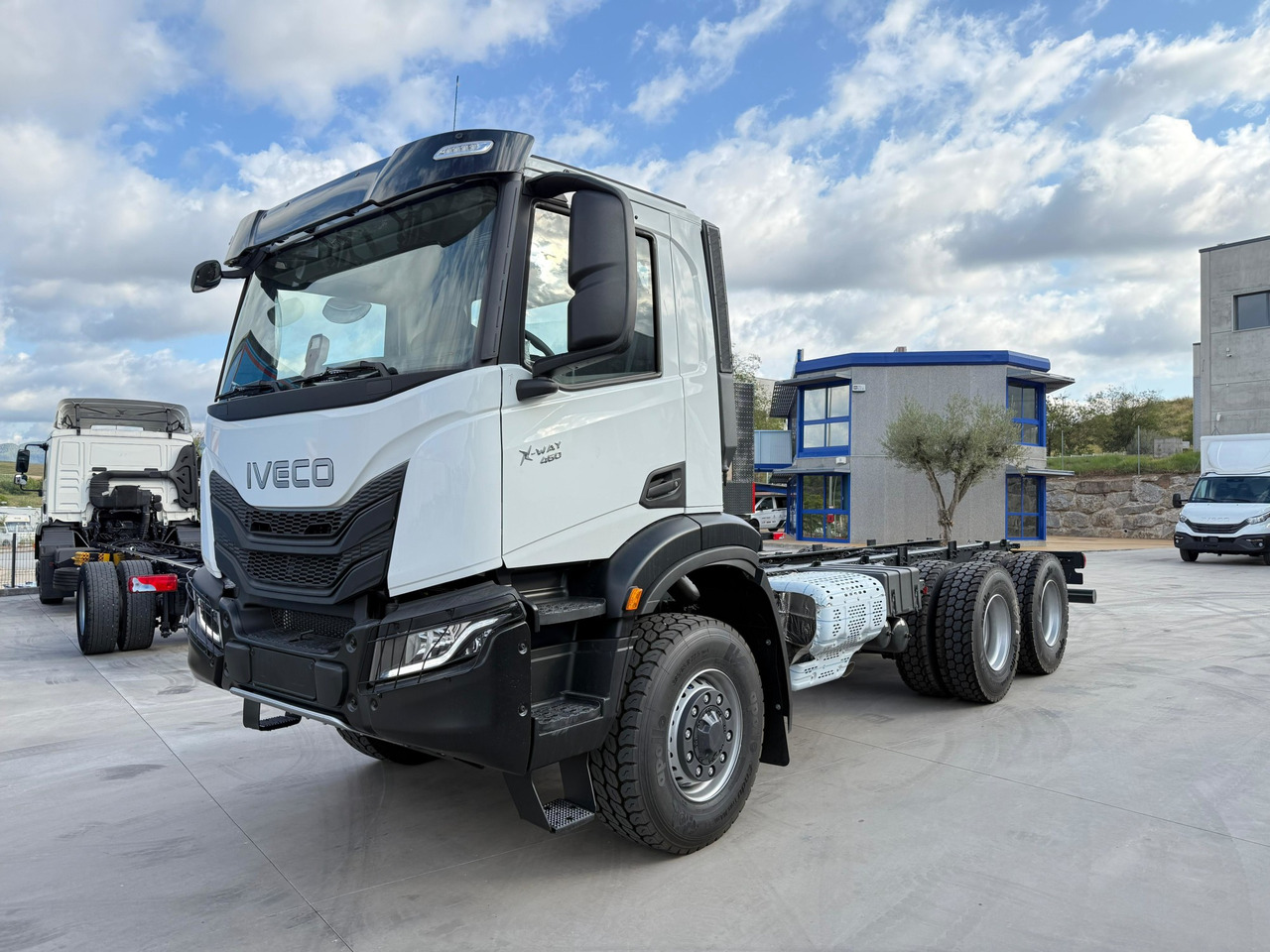 IVECO AD300X46Z OFF X-Way E6 (Chassis) - Xe tải khung gầm: hình 1 IVECO AD300X46Z OFF X-Way E6 (Chassis) - Xe tải khung gầm: hình 1