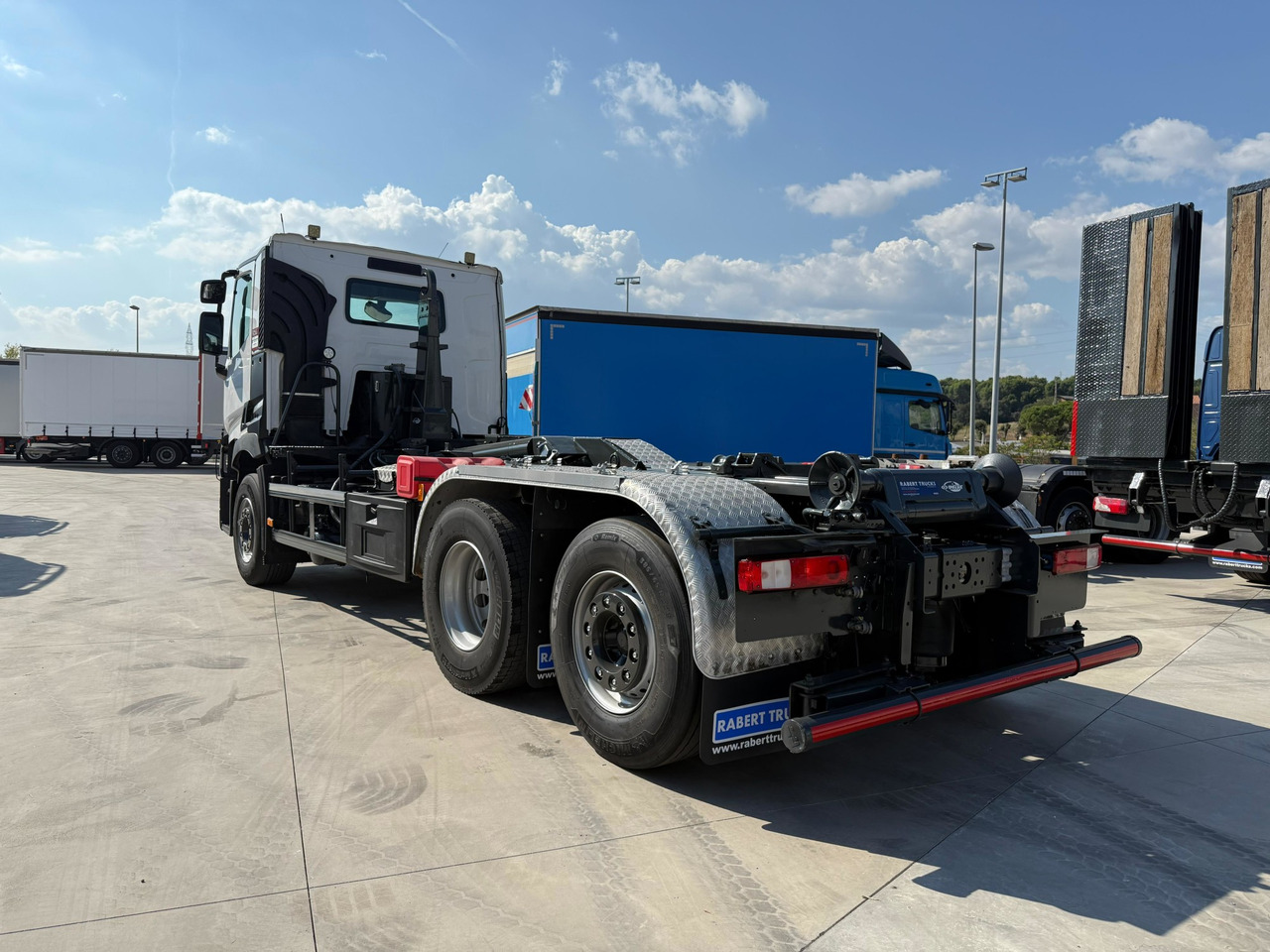 RENAULT C430 TI E6 (Hook) - Xe tải nâng móc: hình 4 RENAULT C430 TI E6 (Hook) - Xe tải nâng móc: hình 4