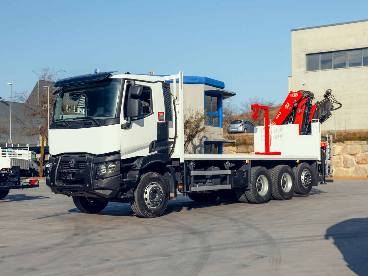 RENAULT C460 E6 (Platform) - Xe tải thùng lửng/ Phẳng, Xe cẩu tự hành: hình 1 RENAULT C460 E6 (Platform) - Xe tải thùng lửng/ Phẳng, Xe cẩu tự hành: hình 1