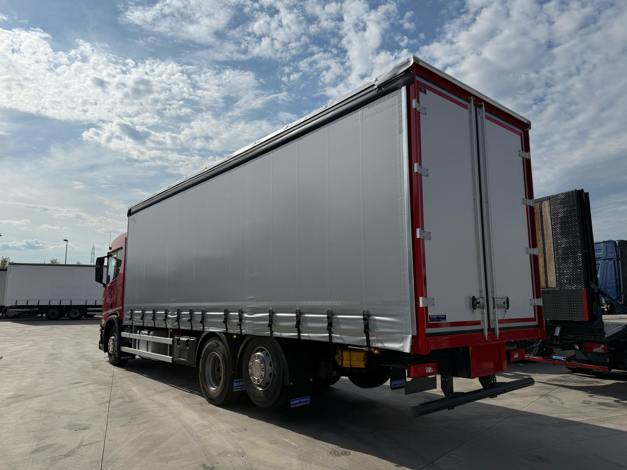 SCANIA R450 E6 (Tauliner) - Xe tải thùng mui bạt: hình 4 SCANIA R450 E6 (Tauliner) - Xe tải thùng mui bạt: hình 4