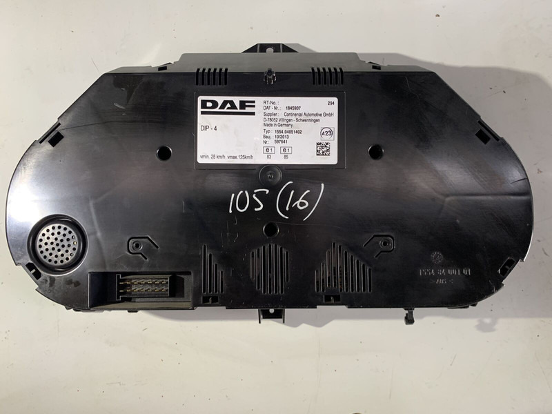 DAF 105 - Bảng điều khiển: hình 2 DAF 105 - Bảng điều khiển: hình 2
