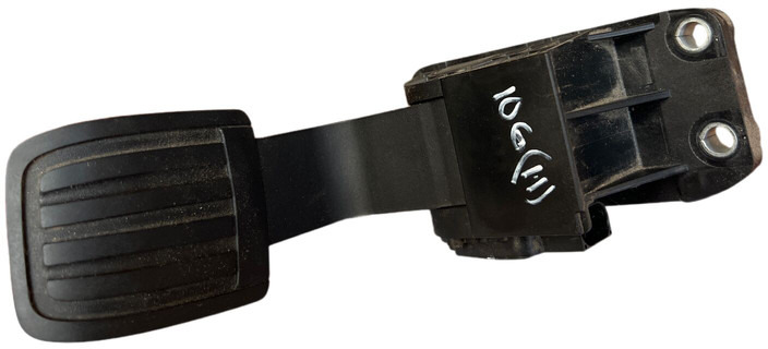 DAF 2015 - Bàn đạp: hình 2 DAF 2015 - Bàn đạp: hình 2