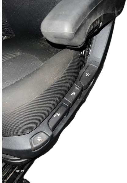 DAF 2023 - Chỗ ngồi: hình 2 DAF 2023 - Chỗ ngồi: hình 2