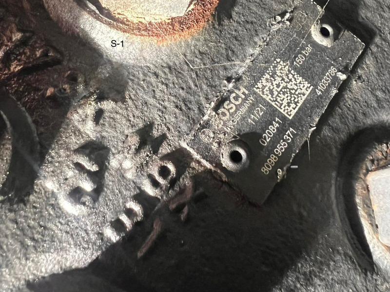 Iveco S-WAY - Cơ cấu lái: hình 2 Iveco S-WAY - Cơ cấu lái: hình 2