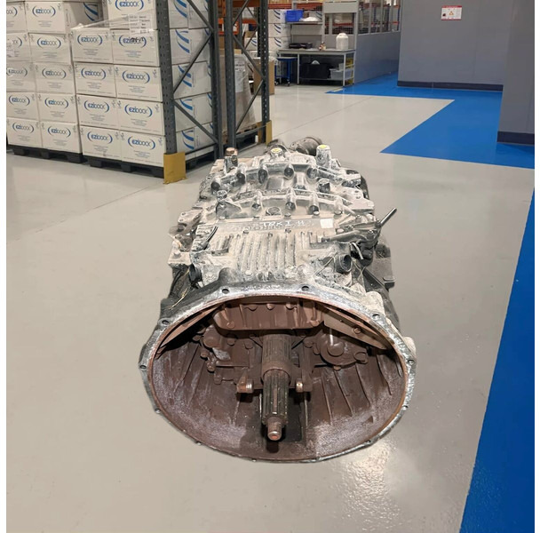 MAN - Hộp số: hình 2 MAN - Hộp số: hình 2