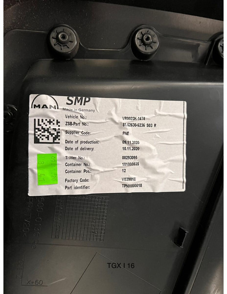 MAN  - Cản xe: hình 3 MAN  - Cản xe: hình 3