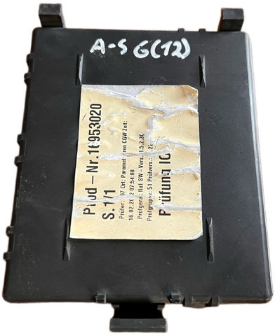 Mercedes-Benz 2013 - ECU: hình 2 Mercedes-Benz 2013 - ECU: hình 2