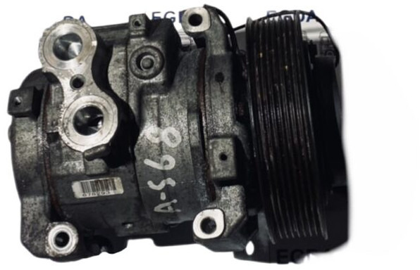 Mercedes-Benz Actros - Lốc điều hòa: hình 1 Mercedes-Benz Actros - Lốc điều hòa: hình 1