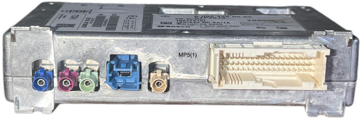 Mercedes-Benz MP5 - ECU: hình 4 Mercedes-Benz MP5 - ECU: hình 4