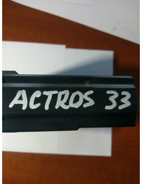 Mercedes-Benz ACTROS - Phụ tùng: hình 3 Mercedes-Benz ACTROS - Phụ tùng: hình 3