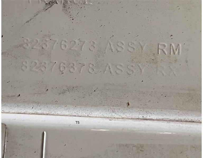 Renault  - Cản xe: hình 3 Renault  - Cản xe: hình 3