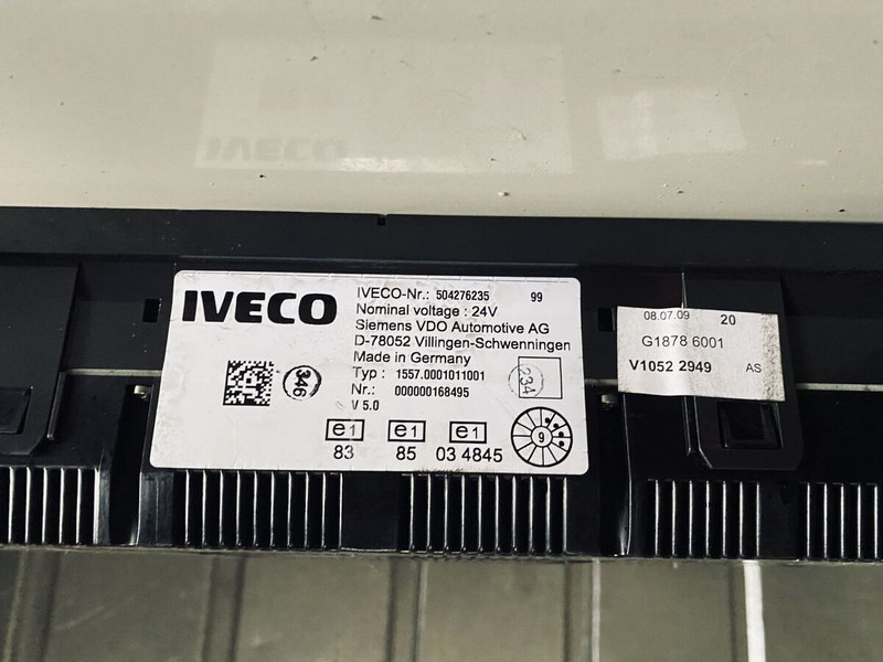 Siemens VDO - Bảng điều khiển: hình 3 Siemens VDO - Bảng điều khiển: hình 3