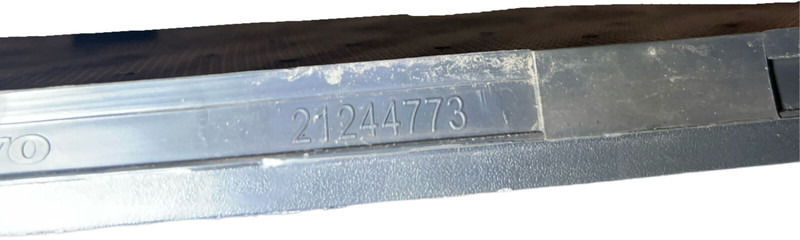 Volvo 2022 - Ống nạp khí: hình 3 Volvo 2022 - Ống nạp khí: hình 3