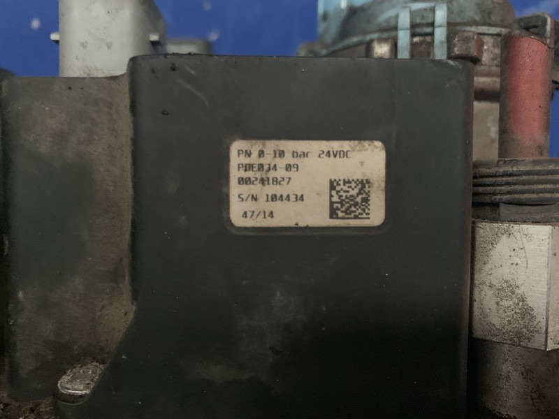 Volvo FH - Bơm nhiên liệu: hình 4 Volvo FH - Bơm nhiên liệu: hình 4