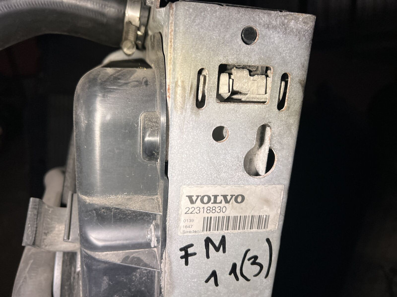Volvo  - Bộ tản nhiệt: hình 3 Volvo  - Bộ tản nhiệt: hình 3