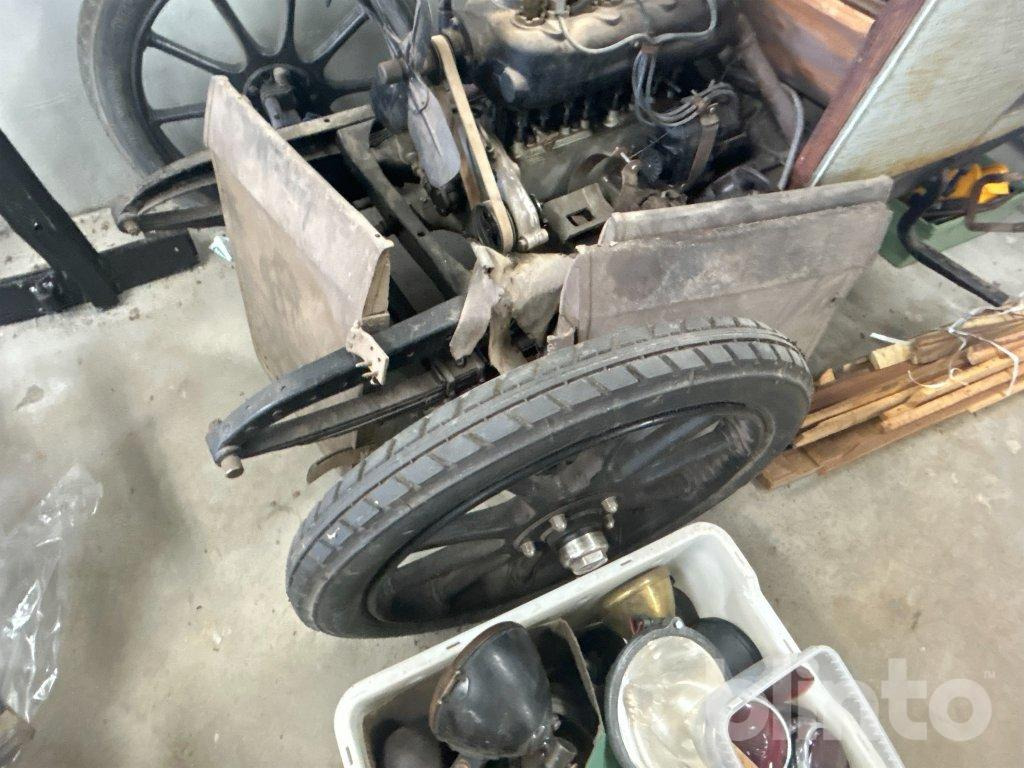 Aga - Xe hơi: hình 2 Aga - Xe hơi: hình 2