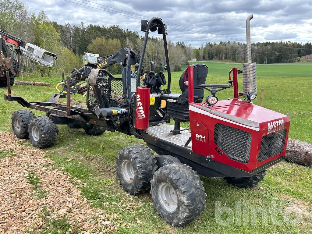 Alstor 821 8X8 / med tillbehör - Máy chuyển tiếp: hình 3 Alstor 821 8X8 / med tillbehör - Máy chuyển tiếp: hình 3