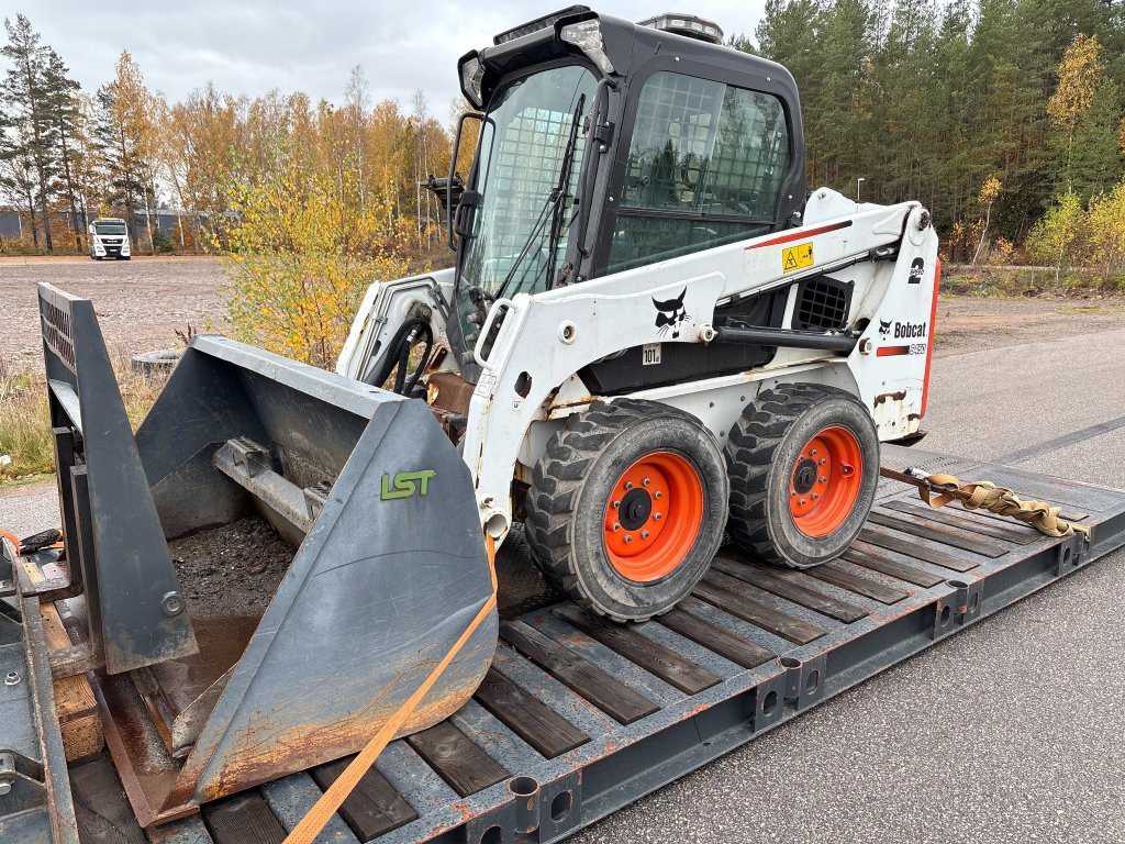 Bobcat S450 - Máy xúc lật đa năng: hình 1 Bobcat S450 - Máy xúc lật đa năng: hình 1