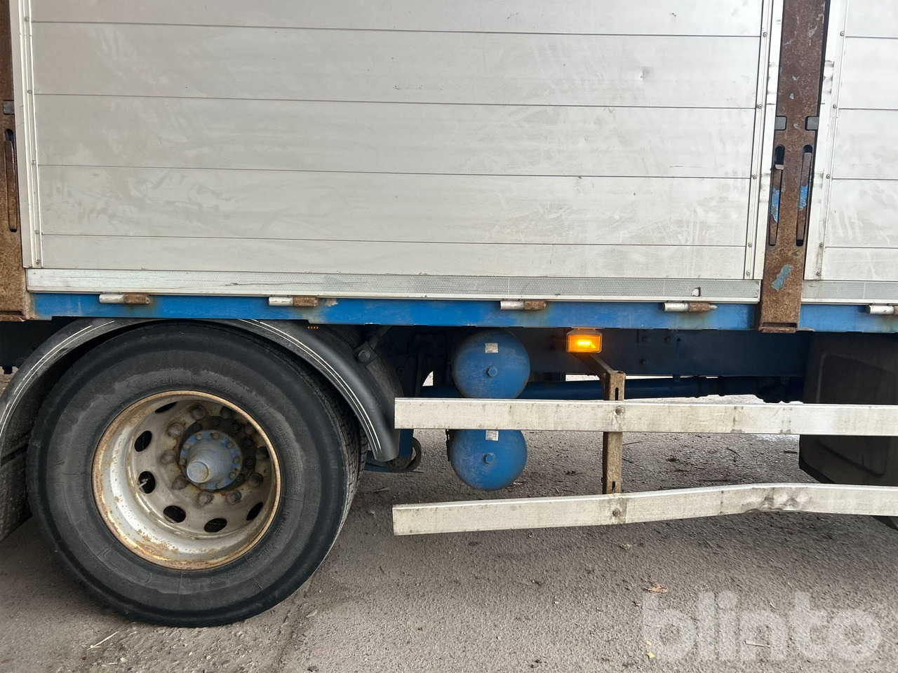 Xe tải thùng lửng/ Phẳng, Xe cẩu tự hành Brädgårdsbil / SCANIA P250 / Nybesiktigad kran: hình 30