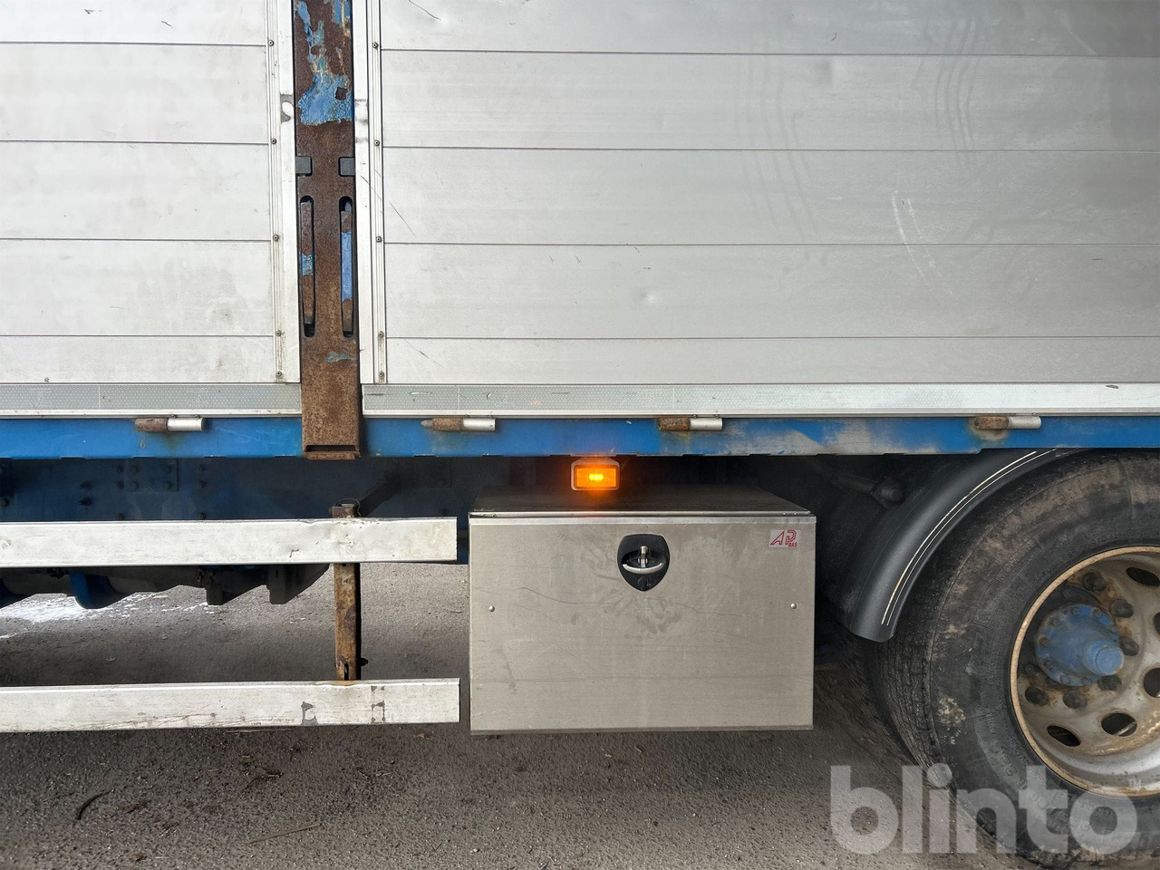 Xe tải thùng lửng/ Phẳng, Xe cẩu tự hành Brädgårdsbil / SCANIA P250 / Nybesiktigad kran: hình 46