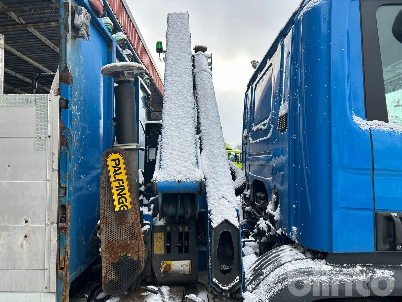 Xe tải thùng lửng/ Phẳng, Xe cẩu tự hành Brädgårdsbil / SCANIA P250 / Nybesiktigad kran: hình 24