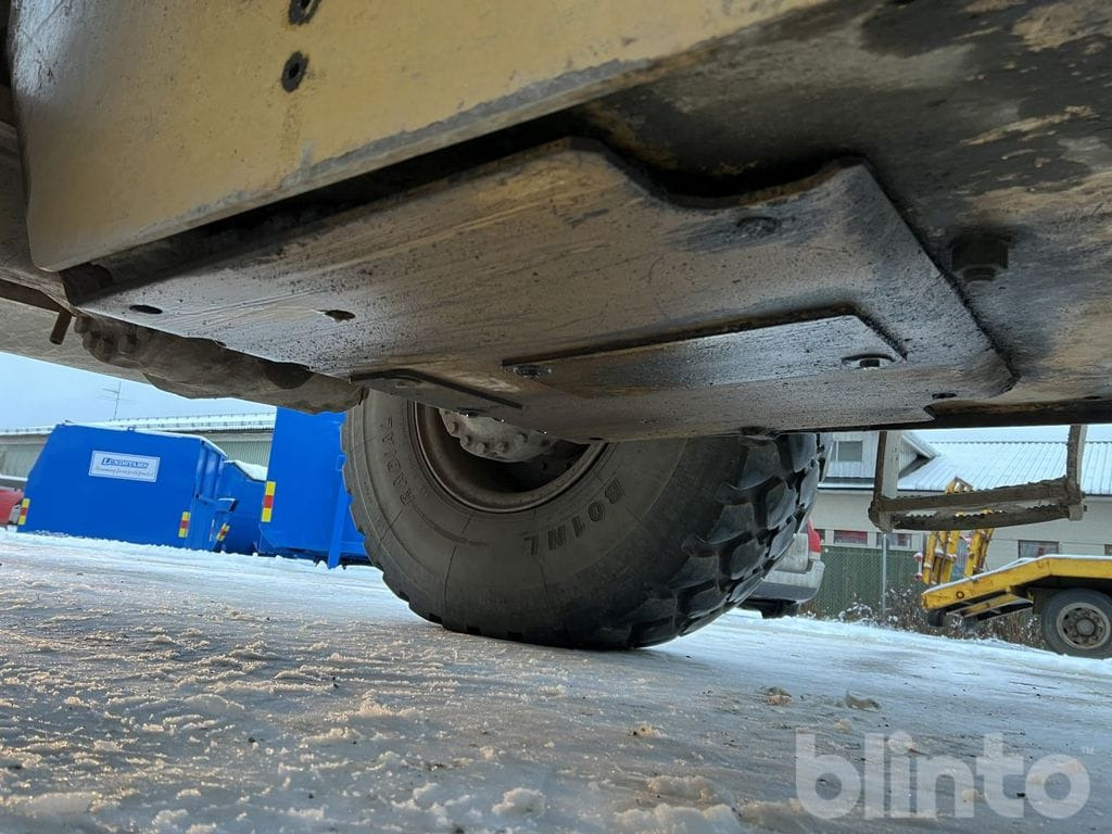 Máy xúc lật bánh lốp CAT 938M Lång bom: hình 35 Máy xúc lật bánh lốp CAT 938M Lång bom: hình 35