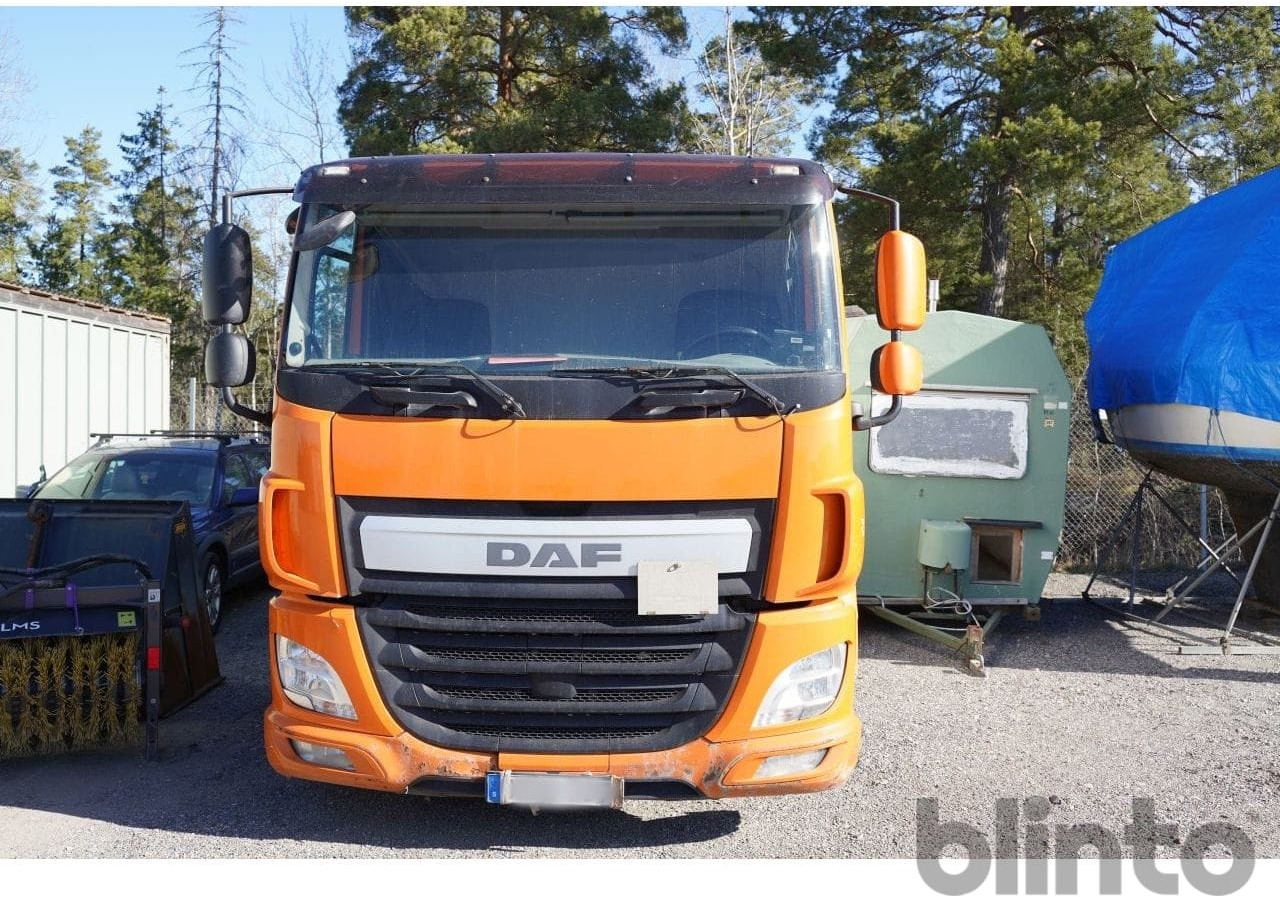 DAF CF 370Y / Höj & sänkbart skåp - Xe tải hộp: hình 2 DAF CF 370Y / Höj & sänkbart skåp - Xe tải hộp: hình 2