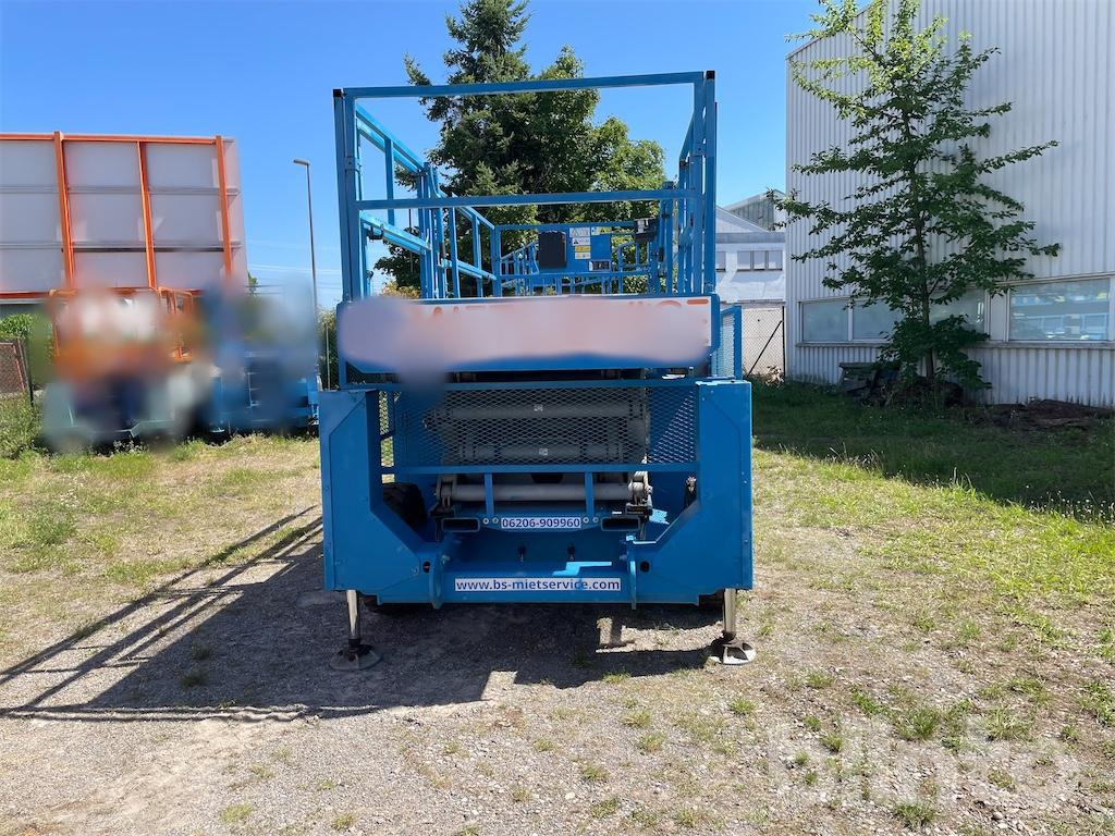 Genie GS 3384 RT (2007) - Máy nâng người hình kéo: hình 3 Genie GS 3384 RT (2007) - Máy nâng người hình kéo: hình 3