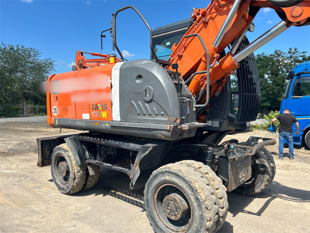 Hitachi ZX170W-3 - Máy xúc bánh lốp: hình 2 Hitachi ZX170W-3 - Máy xúc bánh lốp: hình 2