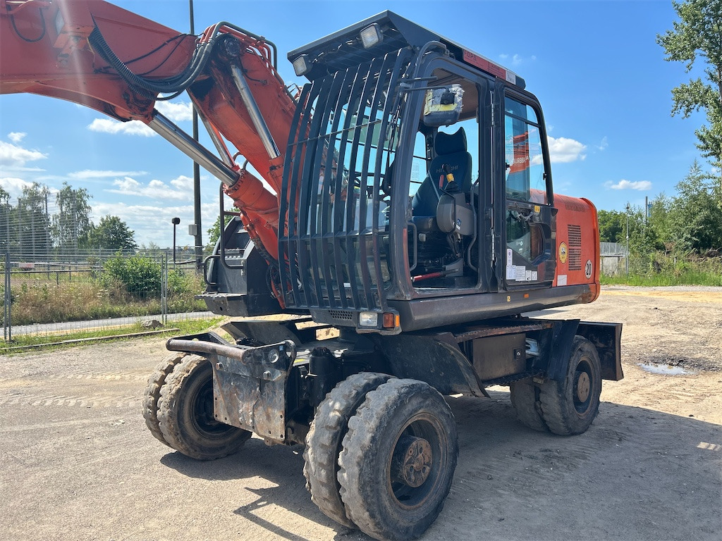 Hitachi ZX170W-3 - Máy xúc bánh lốp: hình 1 Hitachi ZX170W-3 - Máy xúc bánh lốp: hình 1