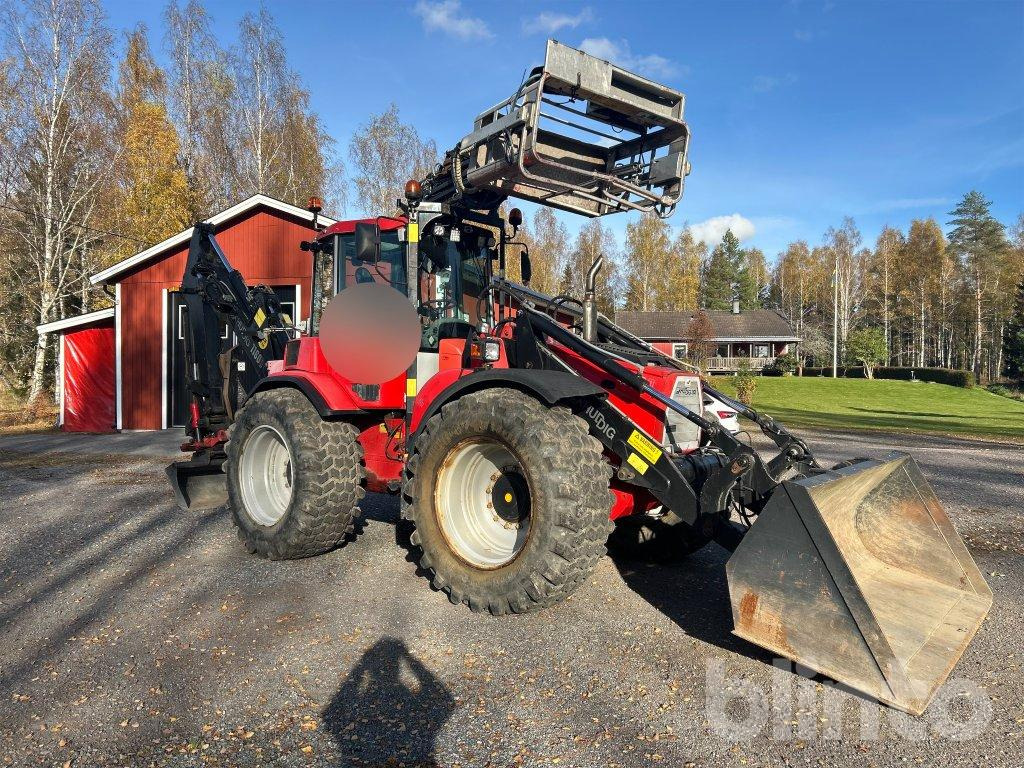 Huddig 1160 D - Máy xúc trước múc sau: hình 4 Huddig 1160 D - Máy xúc trước múc sau: hình 4